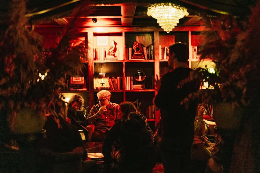 NYC: Speakeasy Drinks and Prohibition History Tour - Walking, Timing, and Pace: What the 3 Hours Feels Like