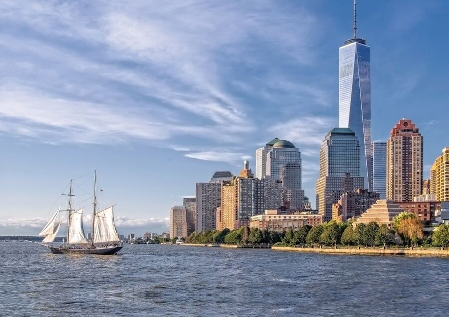 NYC: Statue of Liberty Day Sail with Onboard Bar - Timing, weather, and what to pack so you enjoy the ride