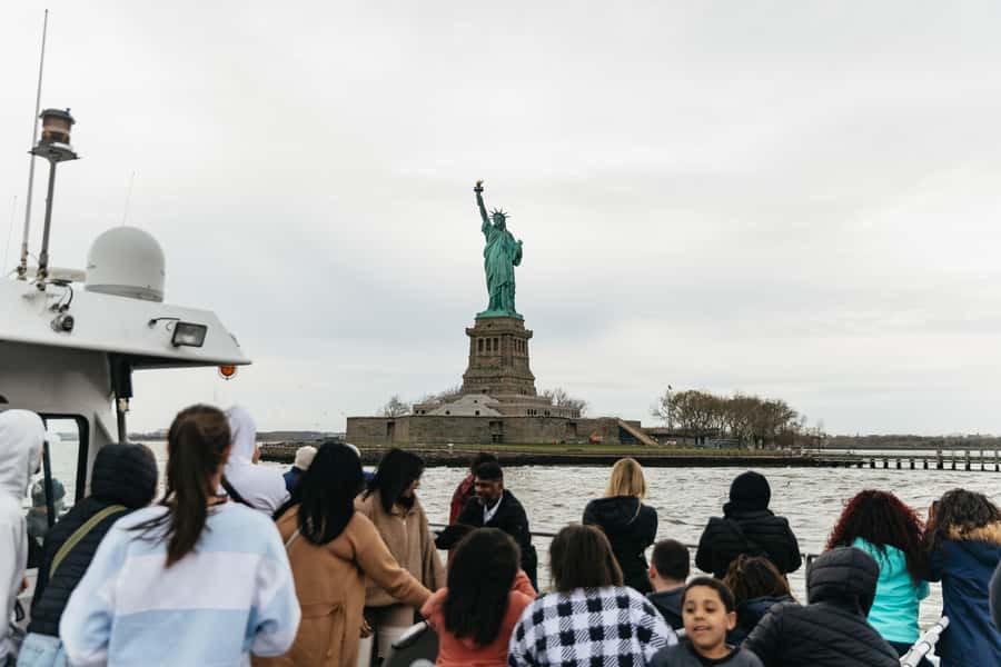 NYC: Statue of Liberty Express Skip-the-Box-Office Cruise - Ellis Island pass-by: what you get without the entry ticket