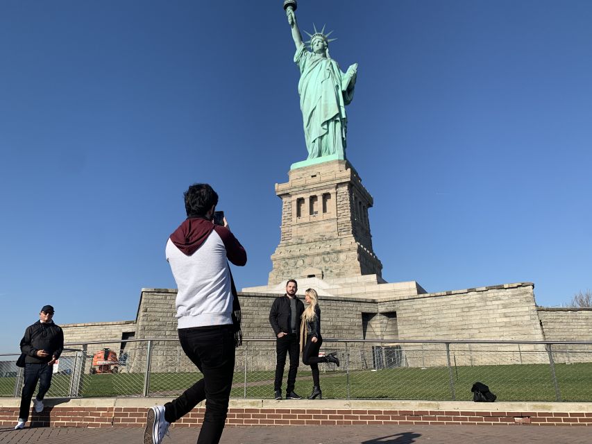 NYC: Statue of Liberty Guided Private Group or Family Tour - Starting at Pier A Harbor House (and what to watch for)