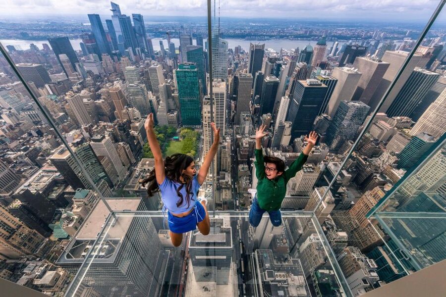 NYC: SUMMIT One Vanderbilt Ticket and Grand Central Tour - The 91st to 93rd Floor Views and SUMMIT’s Light-Sound Show