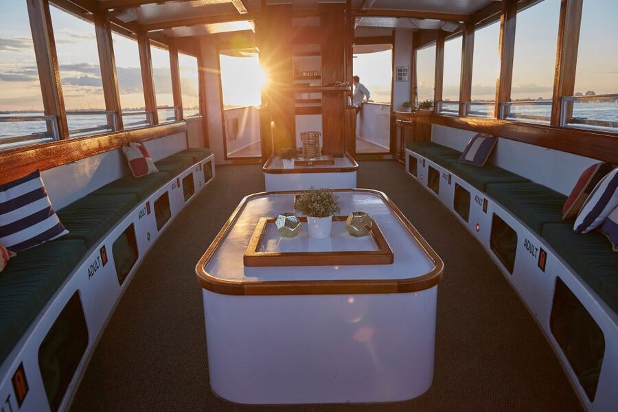 NYC: Sunset Cruise on a Small Yacht with a Drink - Key Points to Know Before You Go