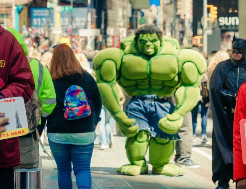 NYC Superheroes: Marvel and DC Comics Origins Tour - The superhero trivia game, how it keeps the group together