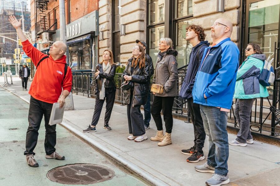 NYC: Taste the American Dream a Lower East Side Food Tour - Chinatown and Little Italy, how food becomes a map