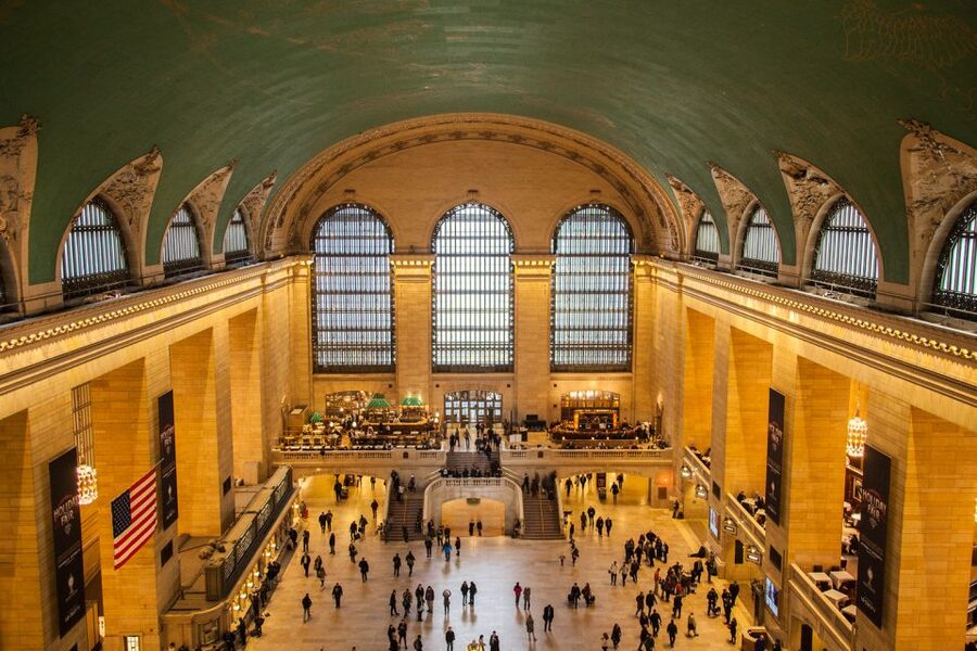NYC: The Secrets of Grand Central Terminal - Meeting at Track 29: How to start without getting lost