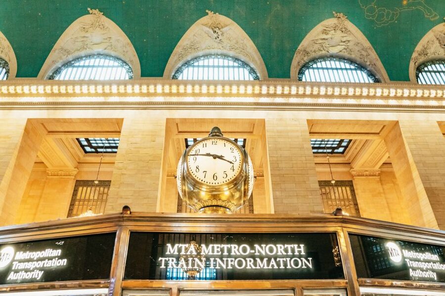 NYC: The Secrets of Grand Central Terminal - The tucked-away speakeasy and the tycoon office past