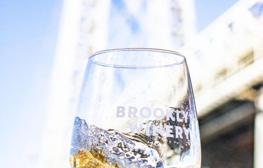 NYC: Tour and Tasting at Brooklyn Winery - The 5-wine tasting: how to get more from every pour