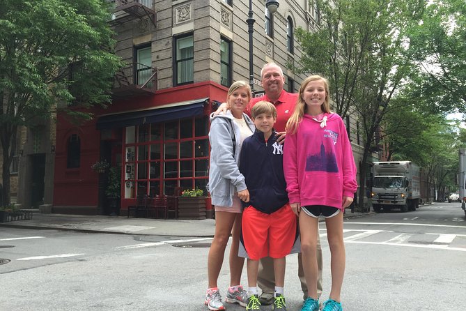 NYC TV & Movie Locations Bus Tour – Friends, Seinfeld & More - Key highlights you should care about