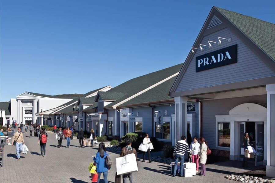 NYC: Woodbury Outlets Private Shopping Tour - Getting From NYC to Woodbury Common Without the Headache