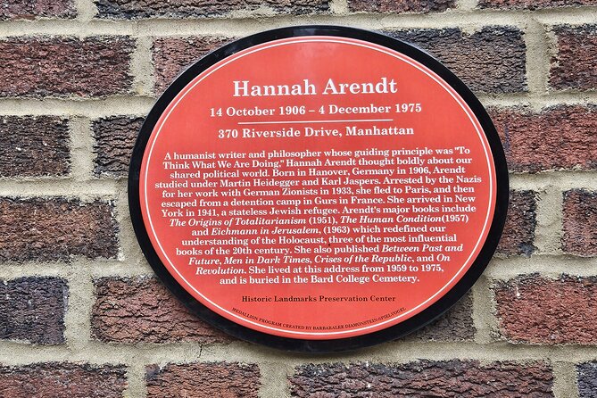 Oppenheimer in New York: Upper West Side Walking Tour - Stop 4: The Clarendon, William Randolph Hearst, and Childhood Neighborhood Noise