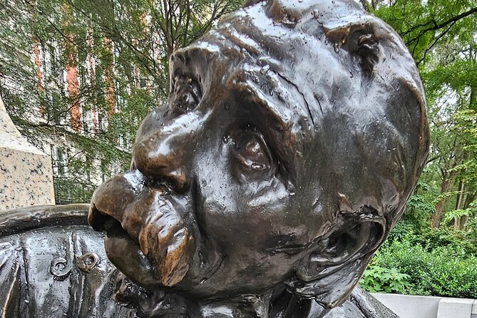 Oppenheimer in New York: Upper West Side Walking Tour - Stop 7: The Master Apartments, FDR, and Ideologies That Shaped Young Oppenheimer