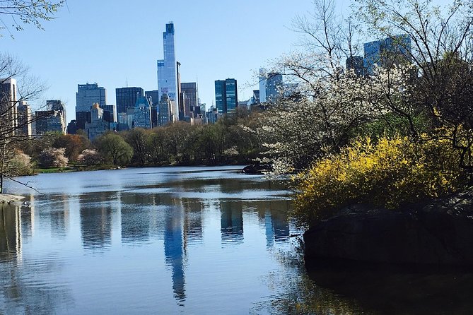 Pedicab Guided Tour of Central Park - The sights you glide past: Mall, Zoo area, the water, and iconic park edges