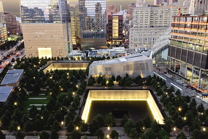 Private 9/11 Memorial and Ground Zero Walking Tour with Optional One World Observatory - Timing, route flow, and why the start point matters
