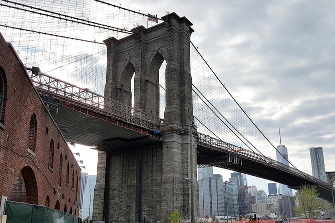 Private Brooklyn Walking Tour: Brooklyn Bridge DUMBO and Brooklyn Heights - Brooklyn Heights streets and the Promenade for skyline and harbor photos