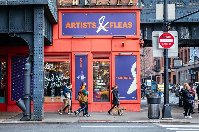 Private Chelsea Market and High Line Food Tour - How the guide experience shows up in real life