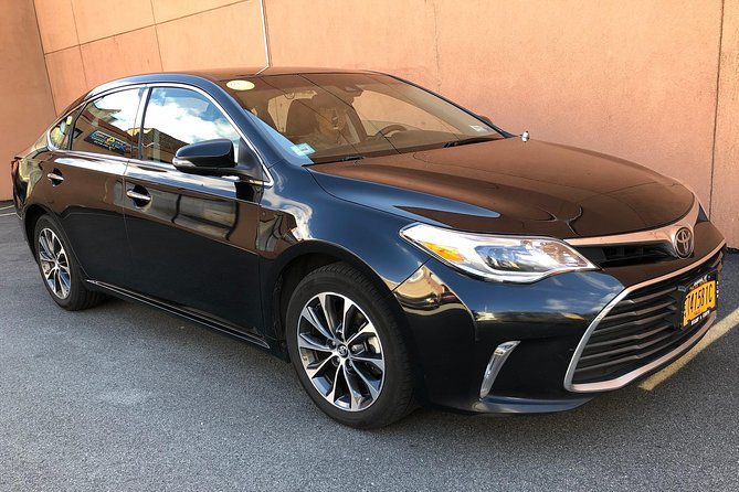 Private Departure Transfer Brooklyn to NYC Airports (JFK) (LGA) (EWR) - Vehicle Options and Group Size: Where This Transfer Gets Practical