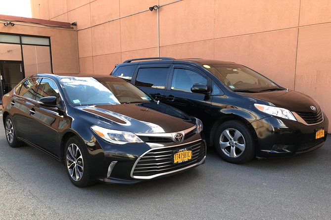 Private Departure Transfer Brooklyn to NYC Airports (JFK) (LGA) (EWR) - Choosing JFK, LGA, or EWR: It Changes the Plan