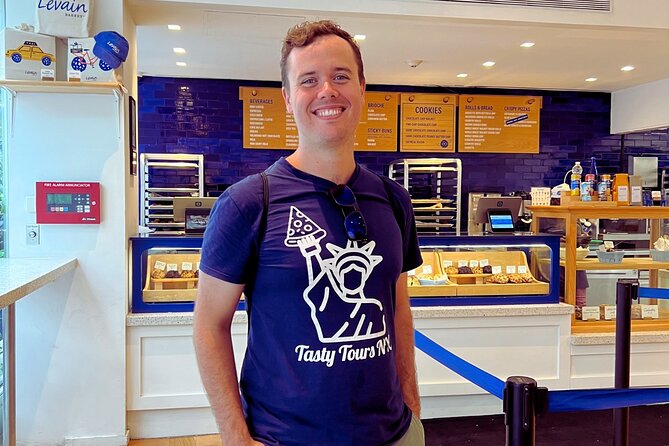 Private Food Tour in the Upper West Side | Tasty Tours NYC - Mimi’s Pizza on Broadway: The 72-Hour Slice Moment