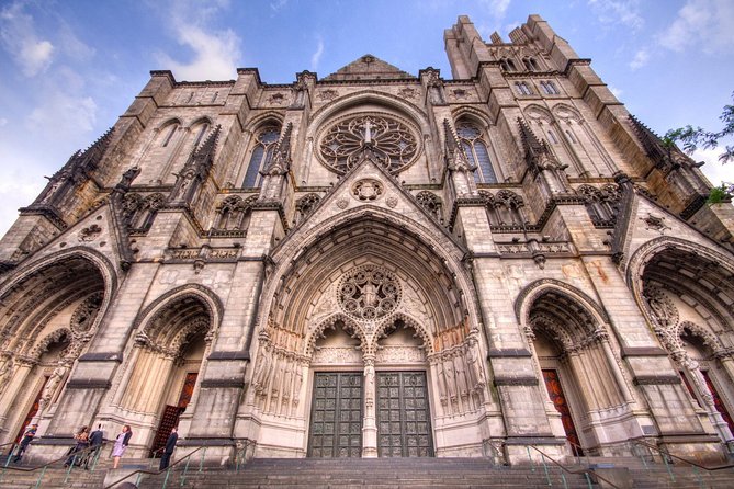 Private Guided New York City Tour by SUV - Lower Manhattan and Brooklyn, Plus the Stops That Make It Stick