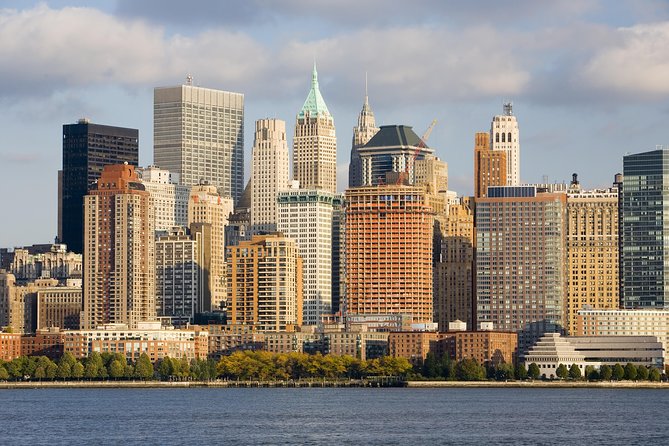 PRIVATE Manhattan Speedboat Tour - Up to 12 passengers - Key Highlights You Should Know