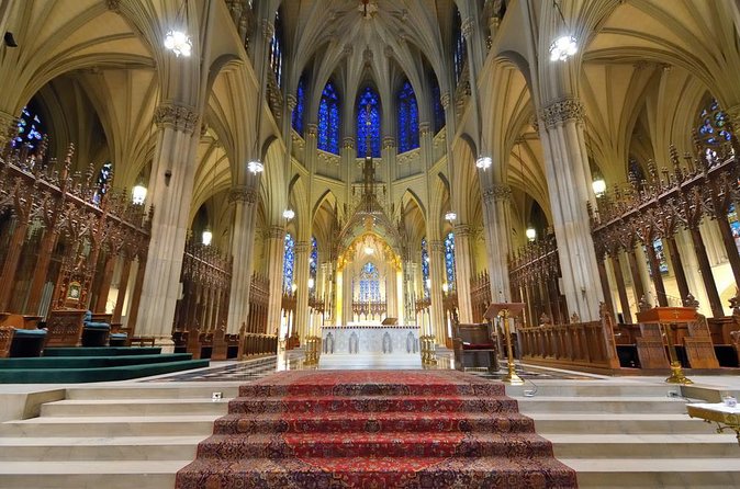 Private New York City Christmas Walking Tour - Key highlights worth showing up for