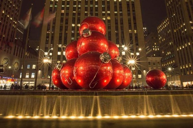 Private New York City Christmas Walking Tour - Why a 2-hour Christmas walk feels smarter in the evening