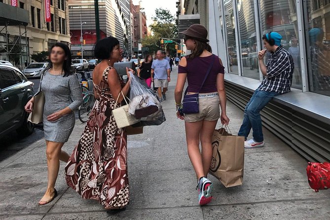 Private New York City Vintage + Secondhand Shopping Day - Key things to know before you go
