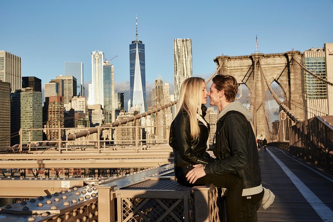 Private New York City Walking Tour with Photo Shoot - Brooklyn Bridge and DUMBO: Skyline Photos Without the Guesswork