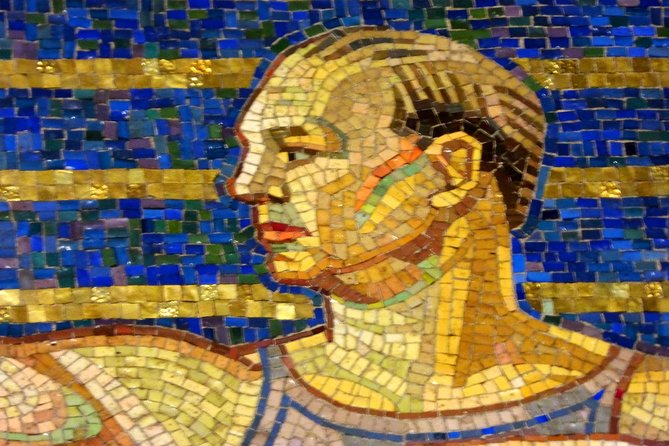 PRIVATE Rockefeller Center Artified Walking Tour - Who This Tour Fits Best (And Who Might Want Something Else)