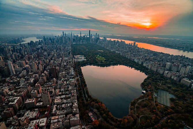 Private Romantic NYC Helicopter Scenic Charter with Champagne - Why this private NYC helicopter charter works for romance
