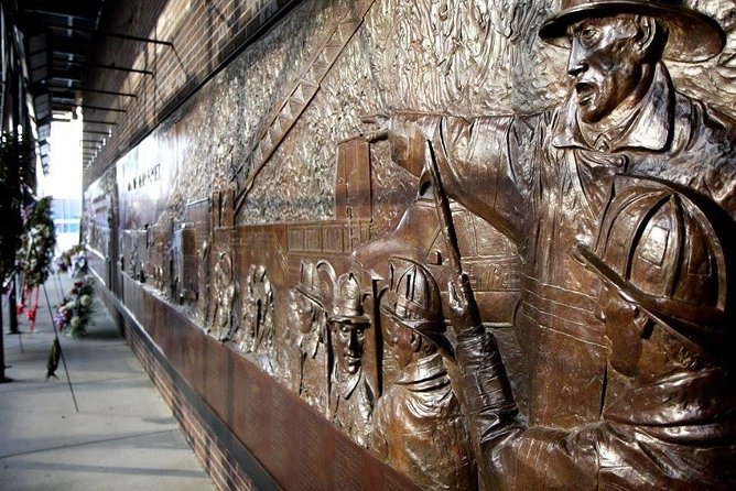 Private September 11 Memorial, Downtown Wall Street Tour - Fraunces Tavern and Delmonico’s, where “old New York” feels real