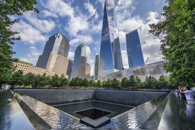Private September 11 Memorial, Downtown Wall Street Tour - Trinity Church Wall Street and Hamilton’s resting place