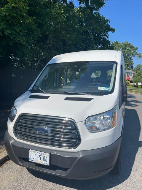 Private Transfer: JFK Airport to Manhattan Up to 10pax - The Pickup Plan: Flight Details, WhatsApp, and the Meeting Point