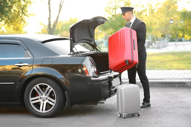 Private Transfer to New York Airport (JFK)(LGA) - Small Details That Make the Difference