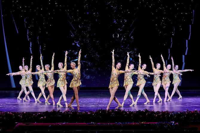 Radio City Christmas Spectacular Starring the Rockettes Ticket - Food and drinks: what you can buy, and what you cannot bring