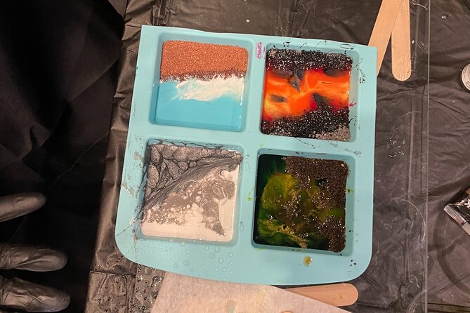 Resin Artwork in a Nolita Artist's Studio - Beer or wine before you start, but keep it practical