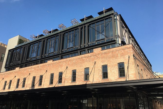Semi-Private Meatpacking District, Chelsea Market, and High Line Walking Tour - Dropping back into the Meatpacking District: from plants to fashion