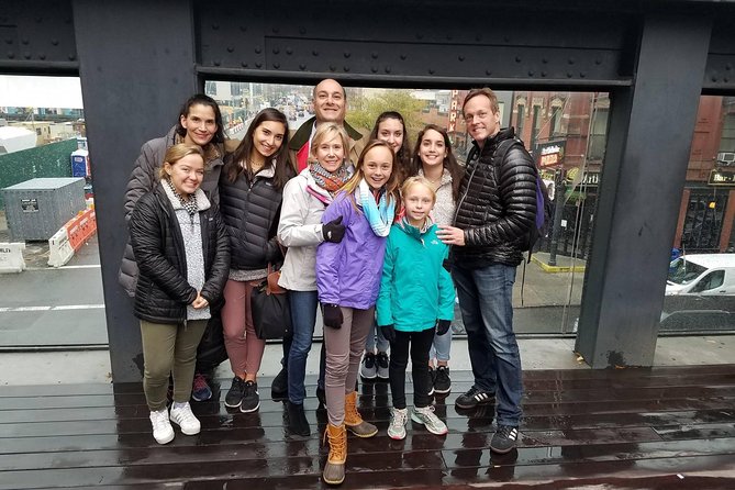 Semi-Private Meatpacking District, Chelsea Market, and High Line Walking Tour - Small-group dynamics: semi-private comfort, quick answers, easy flow