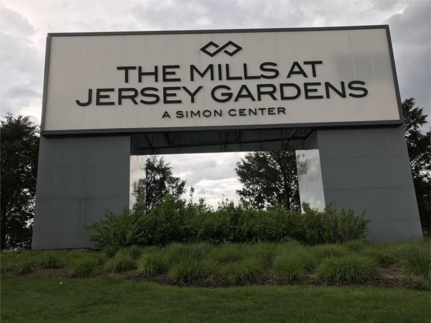 Shopping at Jersey Gardens - Meeting at 7th Avenue, West 53rd, and Getting Used to the 5-Hour Rhythm