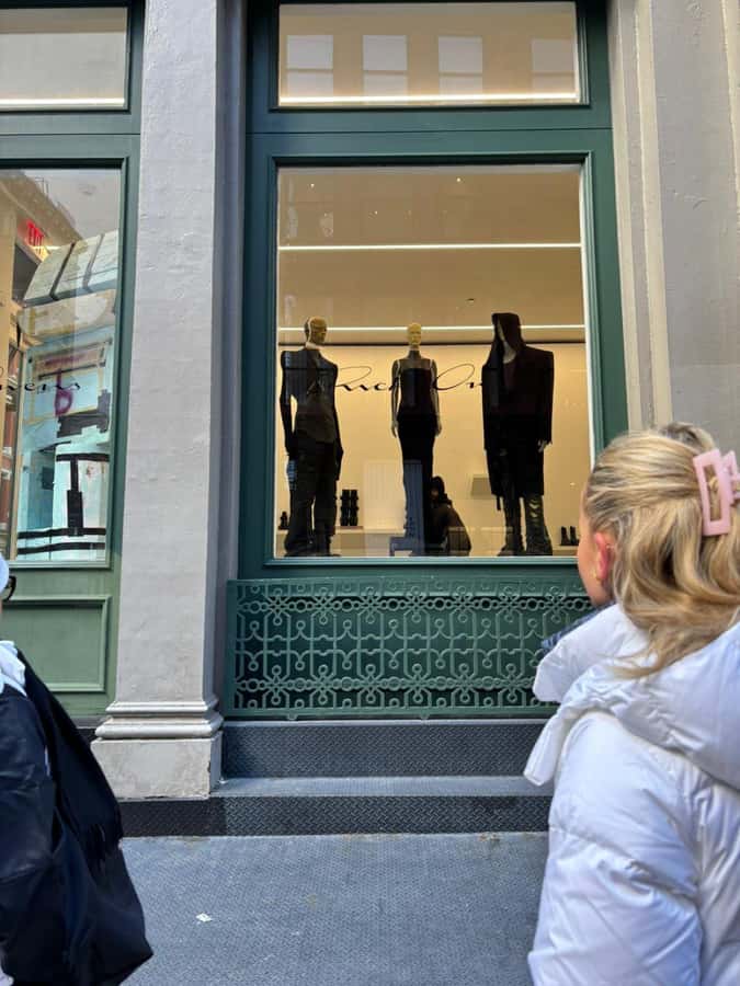 Shopping Tour of Fashion-Rich Soho, New York - SoHo’s fashion runway, timed to fit your day