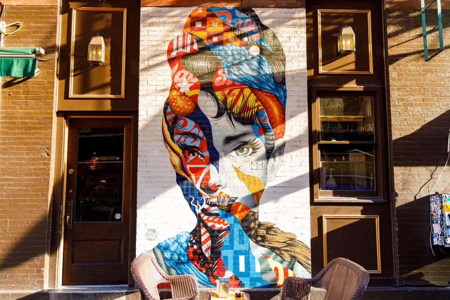 Shopping Tour of Fashion-Rich Soho, New York - Learning value: more than just storefront time
