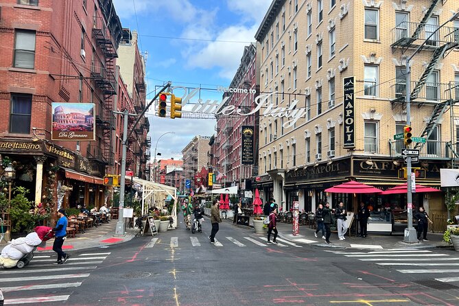 Soho, Little Italy, Chinatown - A 2-hour sweep through SoHo, Little Italy, and Chinatown