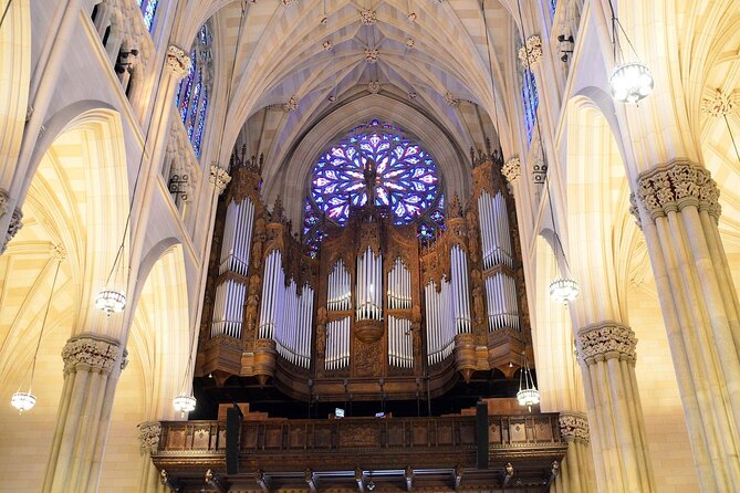 St Patrick's Cathedral Official Holiday Tour - Navigating the cathedral at your own pace
