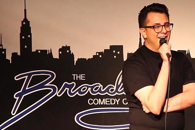 Stand Up Comedy LIVE in Times Square At Broadway Comedy Club - Tickets, Show Times, and What Your 90 Minutes Actually Looks Like