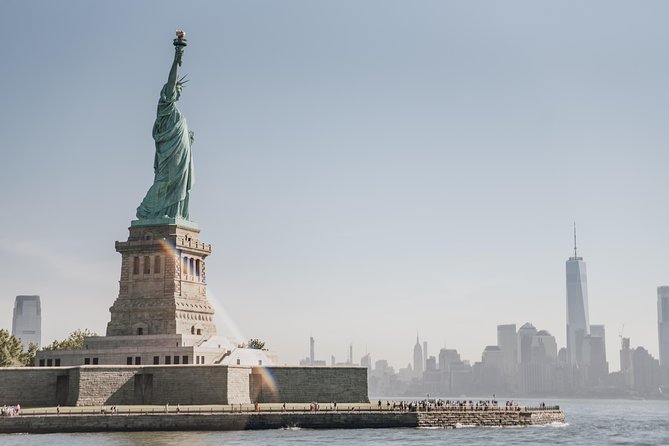 Statue of Liberty and Ellis Island Guided Tour with Ferry - Ellis Island Immigration Museum and the audio guide option