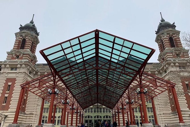 Statue of Liberty and Ellis Island Tour Semi-Private 8ppl Max - Choosing this tour if your goal is meaning, not just photos