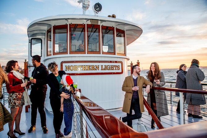 Statue of Liberty and New York City Skyline Sightseeing Cruise - Weather, Timing, and When to Book