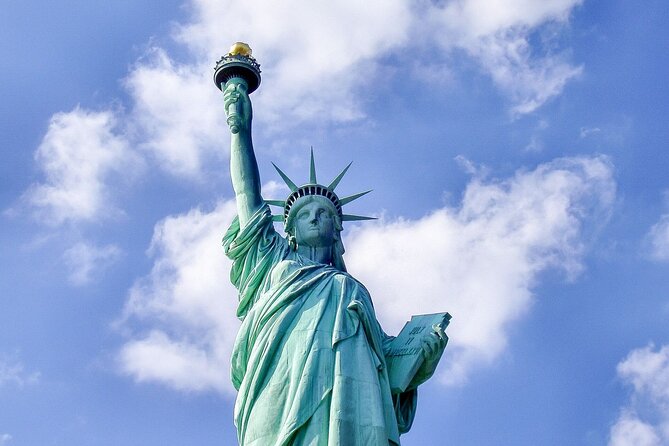 Statue of Liberty Direct Sightseeing Cruise from Brooklyn Bridge - The value of a 45-minute direct cruise from Brooklyn Bridge