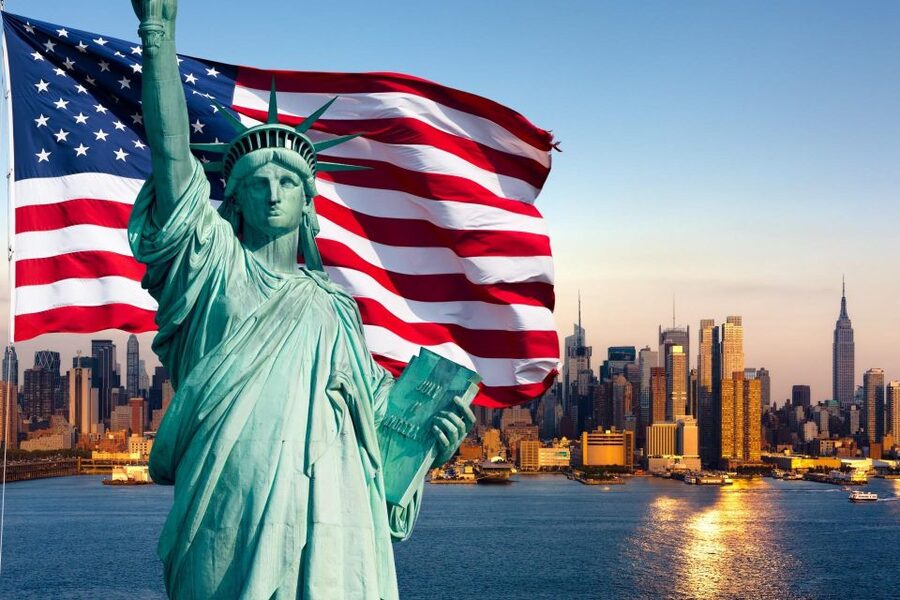 Statue of Liberty & Ellis Island by Ferry with Private Guide - Ellis Island Immigration Museum on 5- and 6.5-hour options