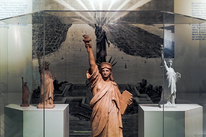 Statue of Liberty Express: Museum, Statue Grounds, Battery Park - Battery Park, then straight to the statue